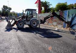 Kuşadası Belediyesi Dur Durak Bilmiyor