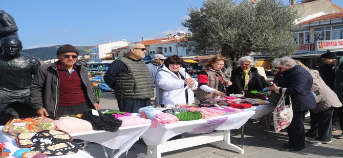 Foça Huzurevi Sakinlerinden Depremzedelere Destek