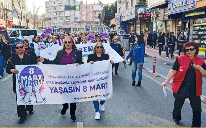 Aliağa'da Kadınlar 8 Mart'ta Sokaklarda