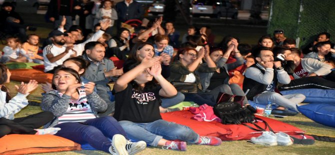 ASEV Orkestrası’ndan Muhteşem Konser