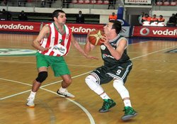 İzmir Derbisi Karşıyaka'nın 88-81