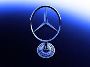 Mercedes-Benz uzmanlığıyla üretilmiş tek motor yağı...